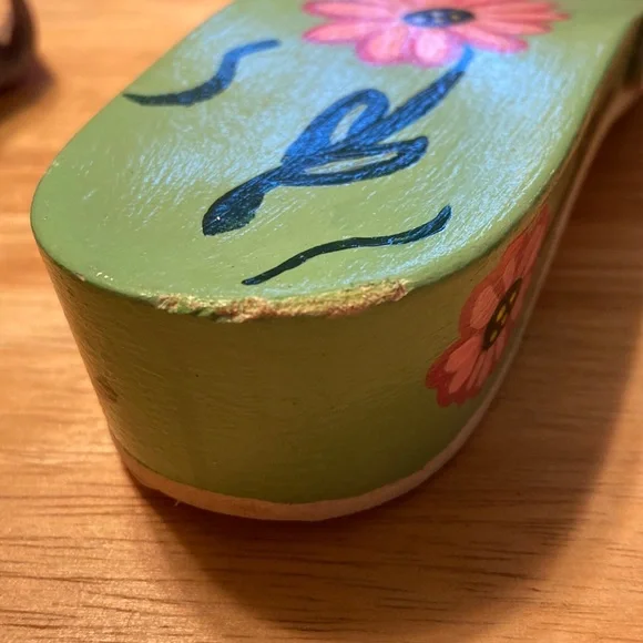 Dr Scholls Hand Painted Pink Patent Leather Wooden Exercise Sandals Vintage 70’s - Picture 4 of 9